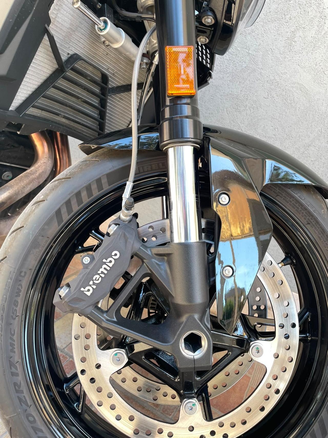 BMW F900R 500km