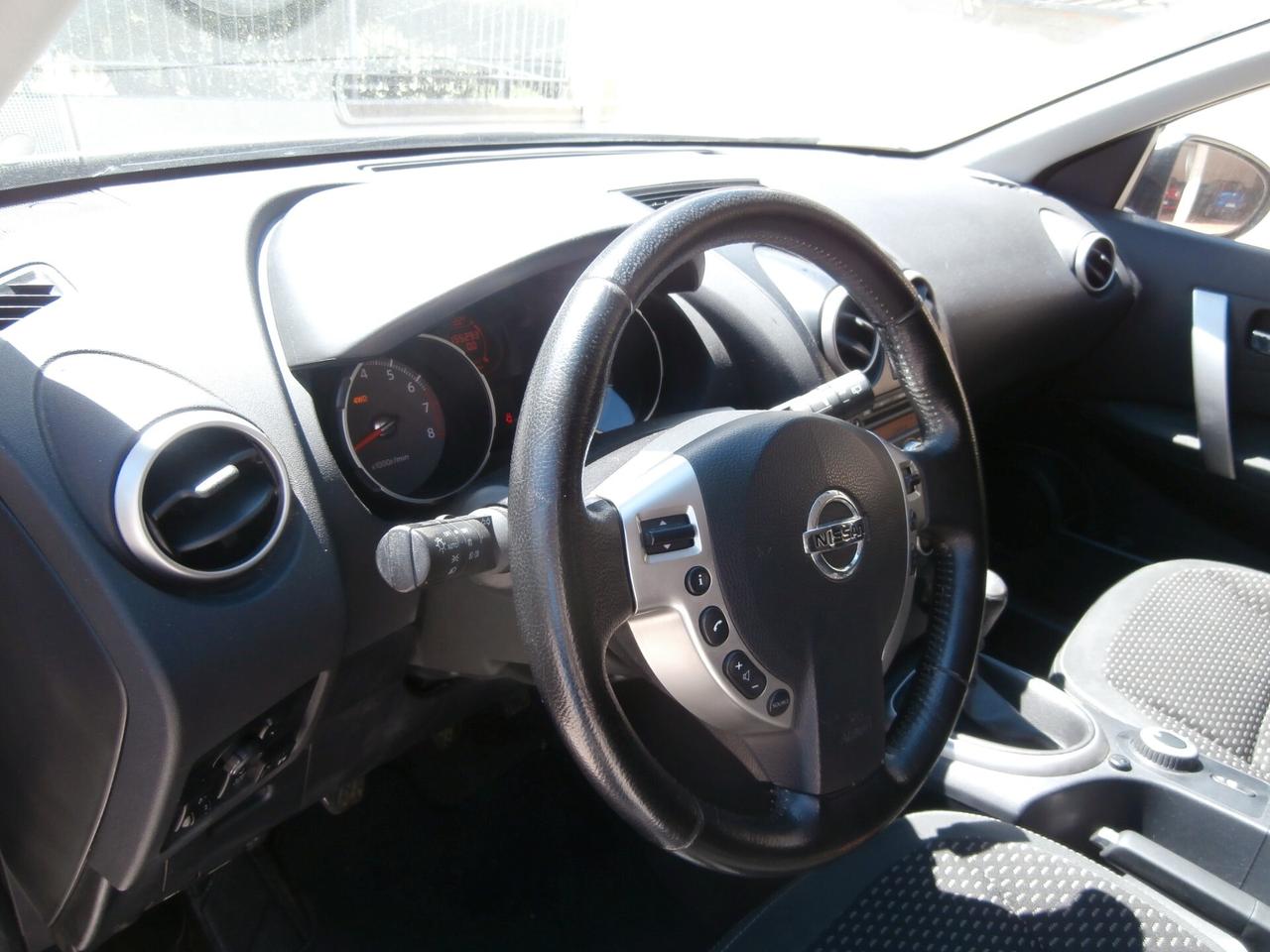 Nissan Qashqai Qashqai+2 2.0 16V 4WD Tekna