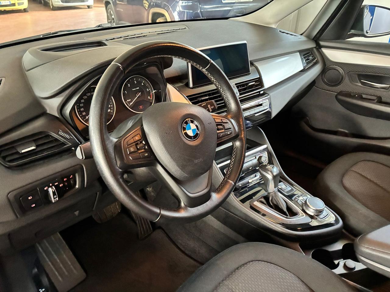 BMW Serie 2 216d active tourer sport auto my17