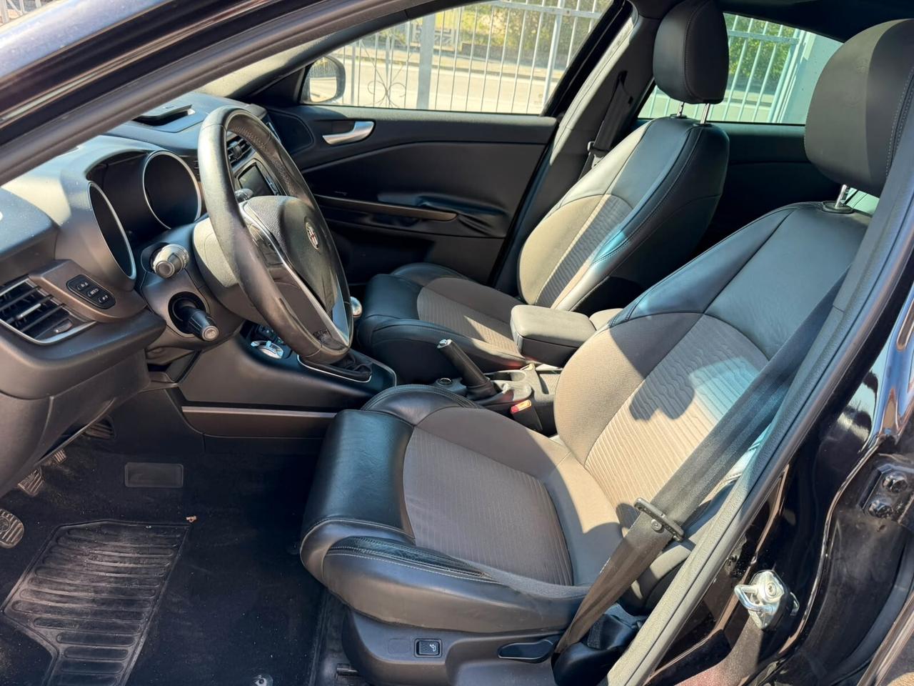 Alfa Romeo Giulietta 1.6 JTDm-2 105 CV Exclusive