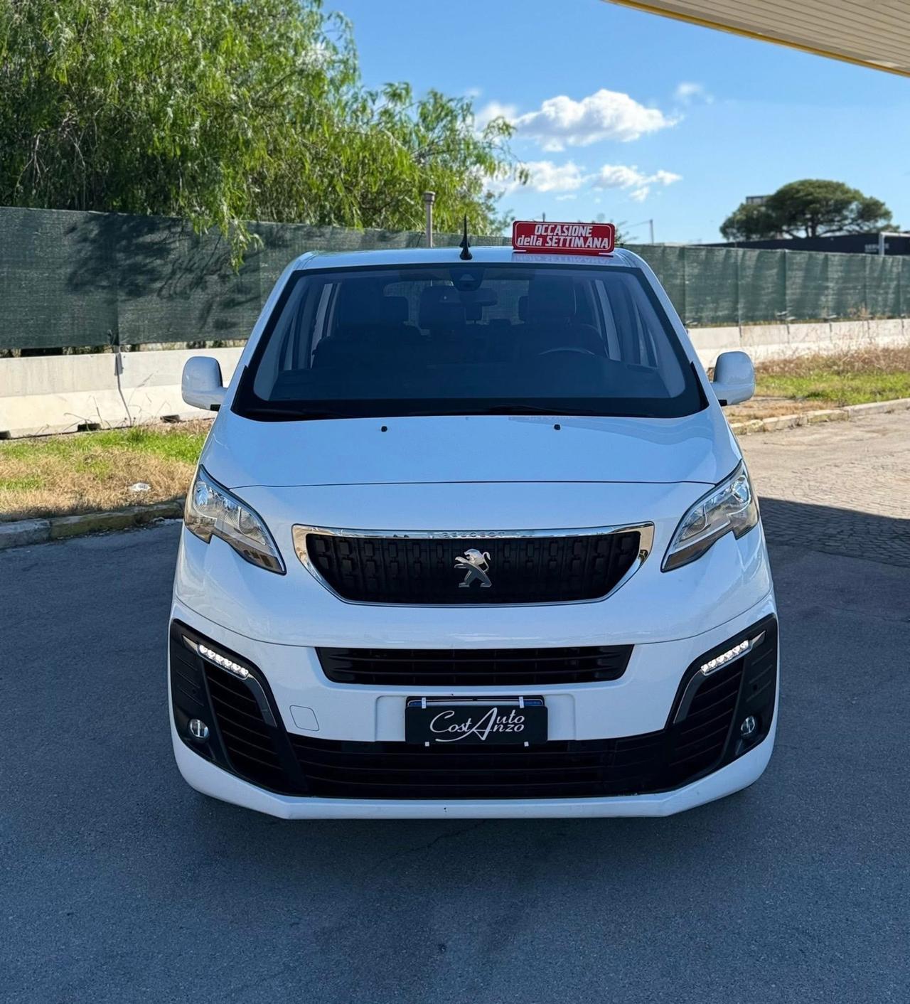 Peugeot Traveller BlueHDi 180cv EAT8 Long Allure 9 POSTI