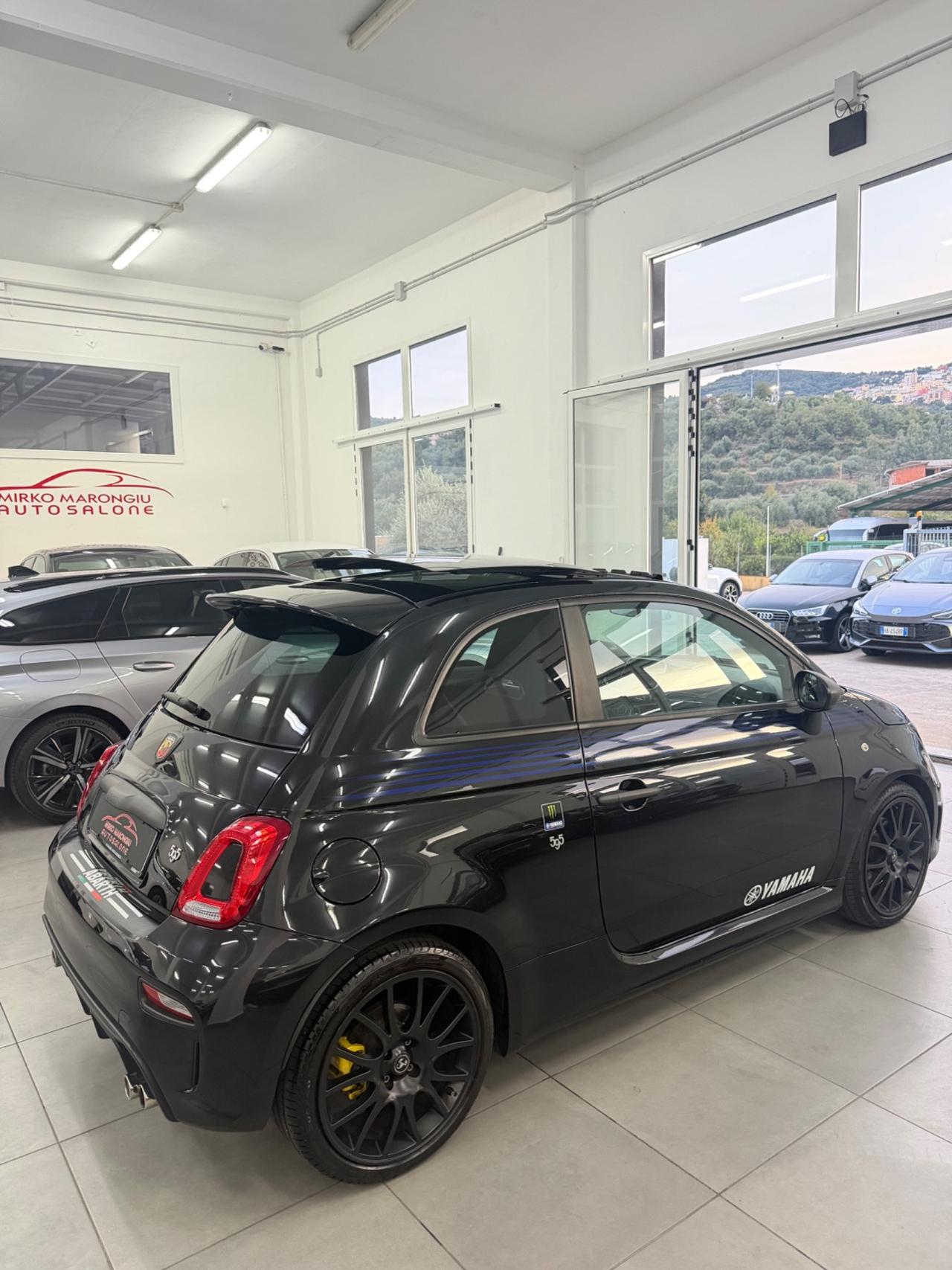 500 Abarth 595 165 CV Monster Energy Yamaha