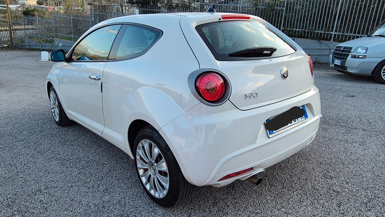 Alfa Romeo MiTo 1.3 JTDm-2 95 CV S&S Distinctive Sport Pack