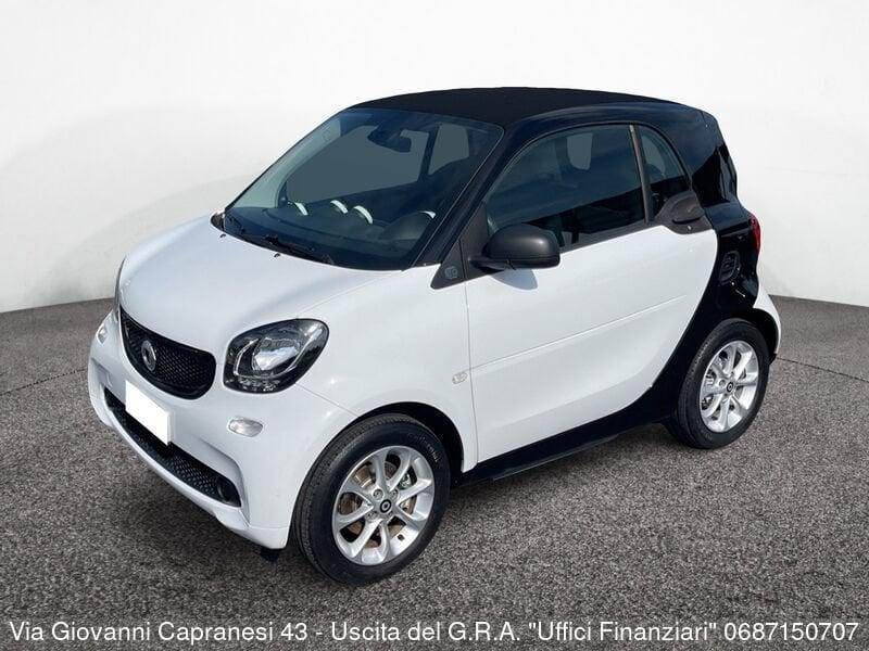 smart fortwo EQ Passion