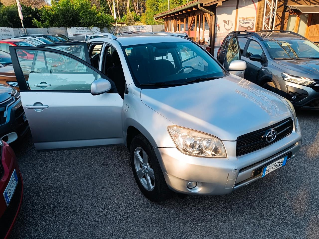 Toyota RAV 4 RAV4 2.2 D-4D 136 CV Luxury