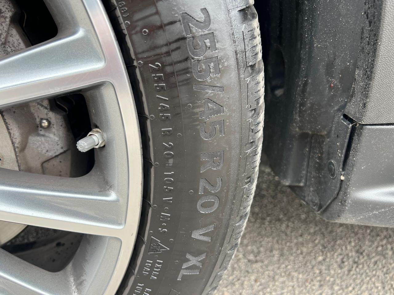 Mercedes-Benz GLC 220 D 4 MATIC Pre #10047