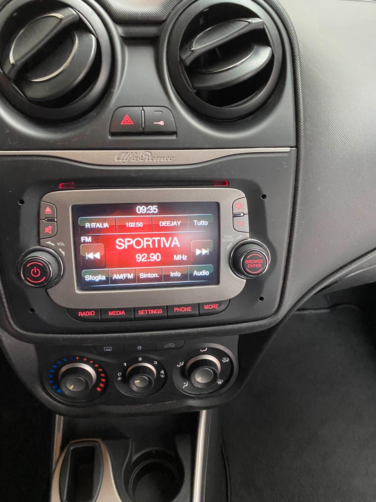Alfa Romeo MiTo 1.4 Super 70cv