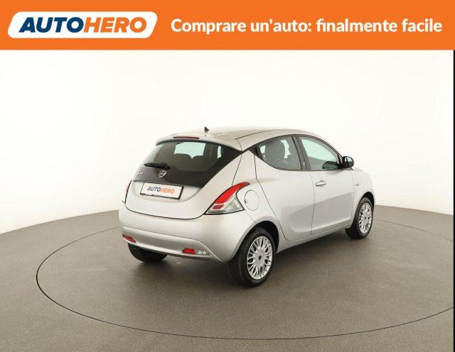LANCIA Ypsilon 1.2 69 CV 5 porte Silver