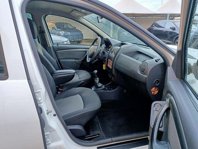 Dacia Duster I 2014 1.6 Laureate 4x2 S&S my16