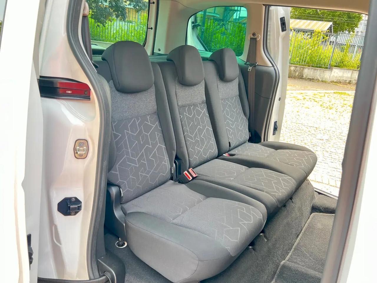 Peugeot Partner Tepee 1.6 BlueHDi 100cv E6 4X4 Endurance Iva Incl.