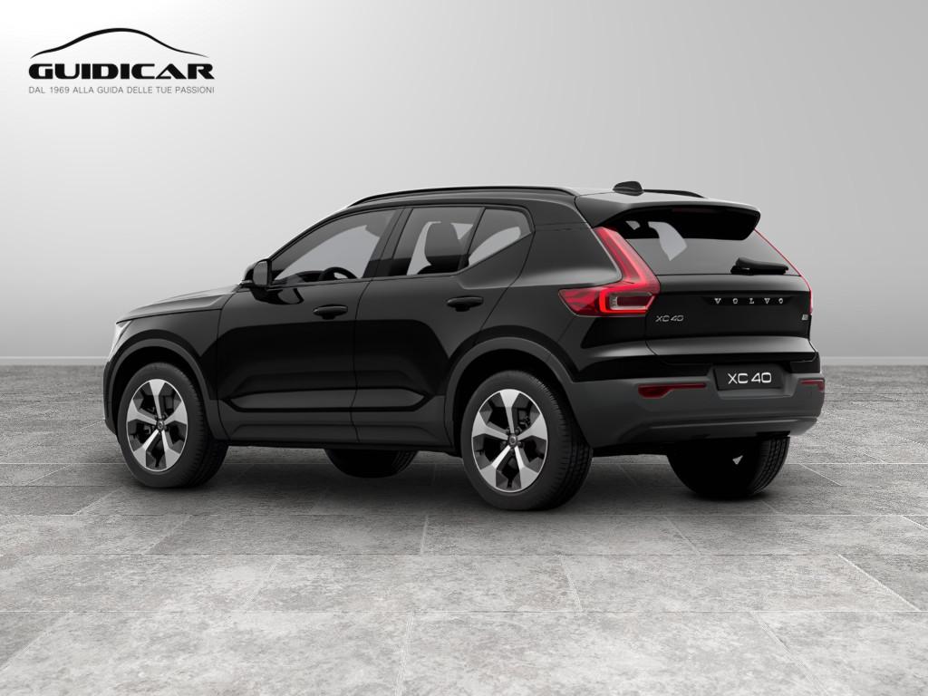 VOLVO XC40 ULTIMATE DARK B3 AUT