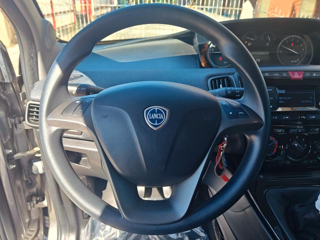 LANCIA YPSILON 1.2 69 CV 5P. GPL ECOCHIC ELEFANTINO BLU