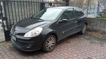 Renault Clio 1.4 16V 3 porte Le Iene