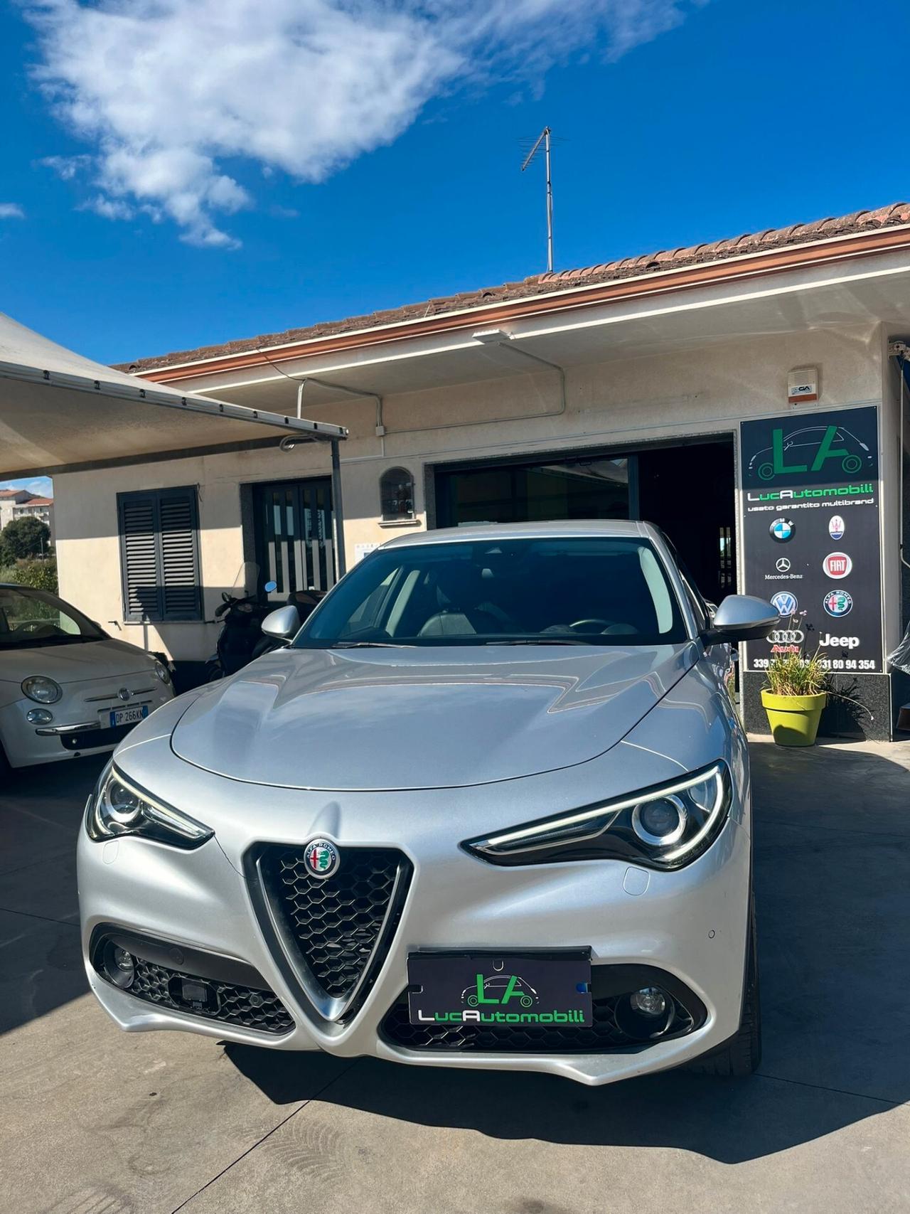 Alfa Romeo Stelvio 2.2 Turbodiesel 180 CV AT8 RWD Executive