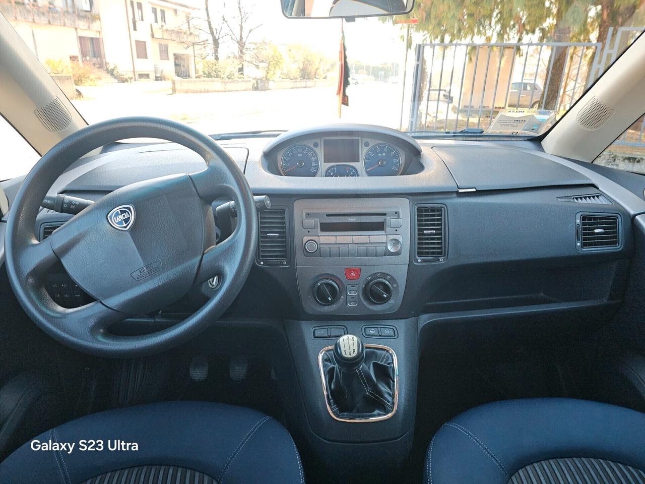 Lancia MUSA 1.2 DIESEL OK PER NEOPATENTI ANNO 2010