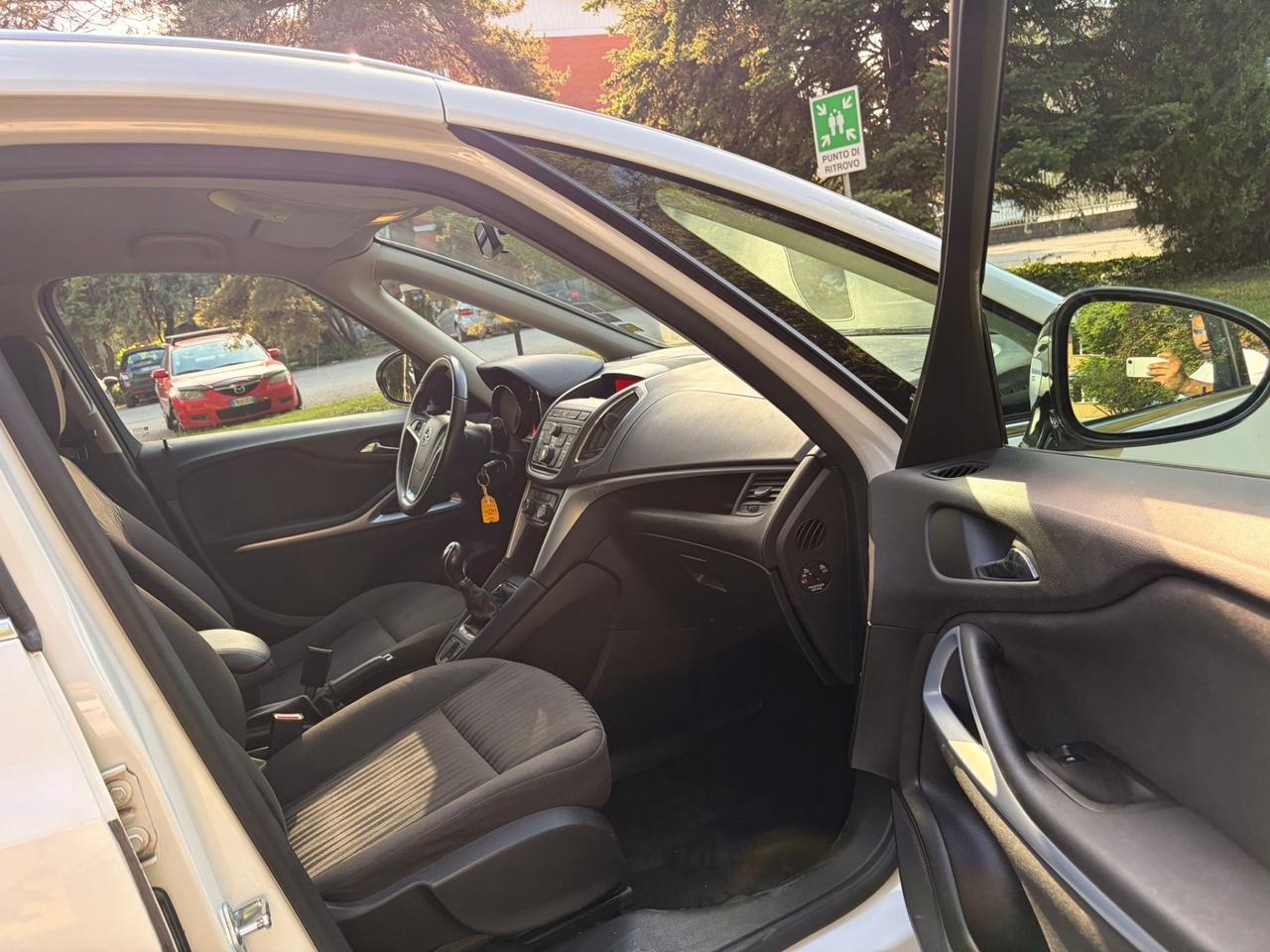 Opel Zafira 1.6 16V ecoM 150CV Turbo One