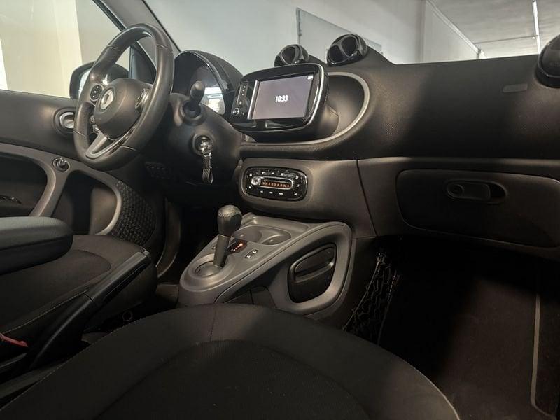 smart fortwo fortwo 70 1.0 twinamic cabrio Passion