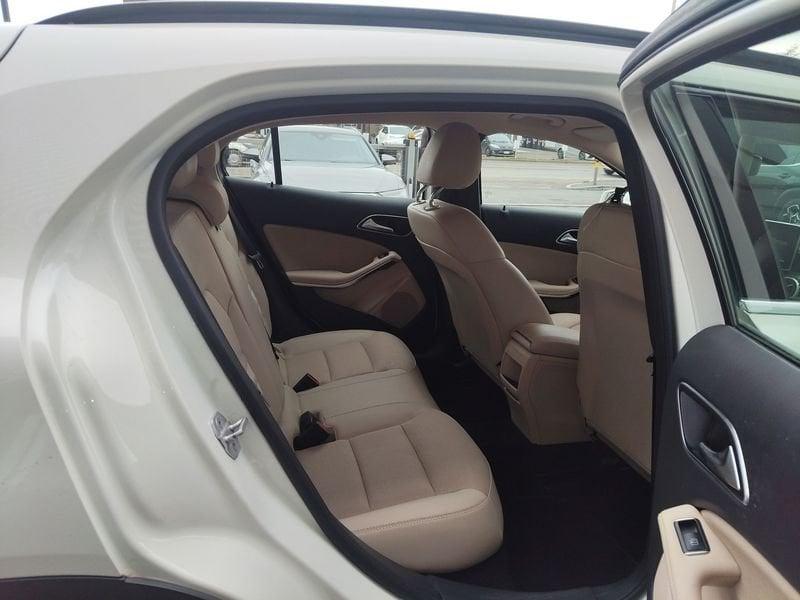 Mercedes-Benz GLA GLA 180 d Executive