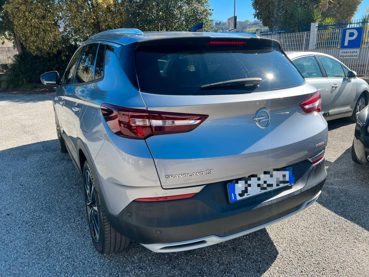 Opel Grandland X 1.6 Hybrid4 Plug-in aut. AWD