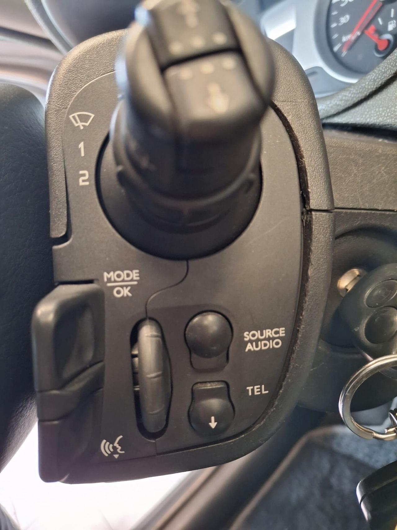 Renault Clio 3p 1.5 dci *NEOPATENTATI