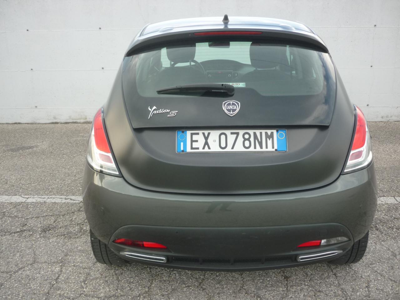 Lancia Ypsilon 1.2 69 CV 5 porte S Momodesign Km 80.000
