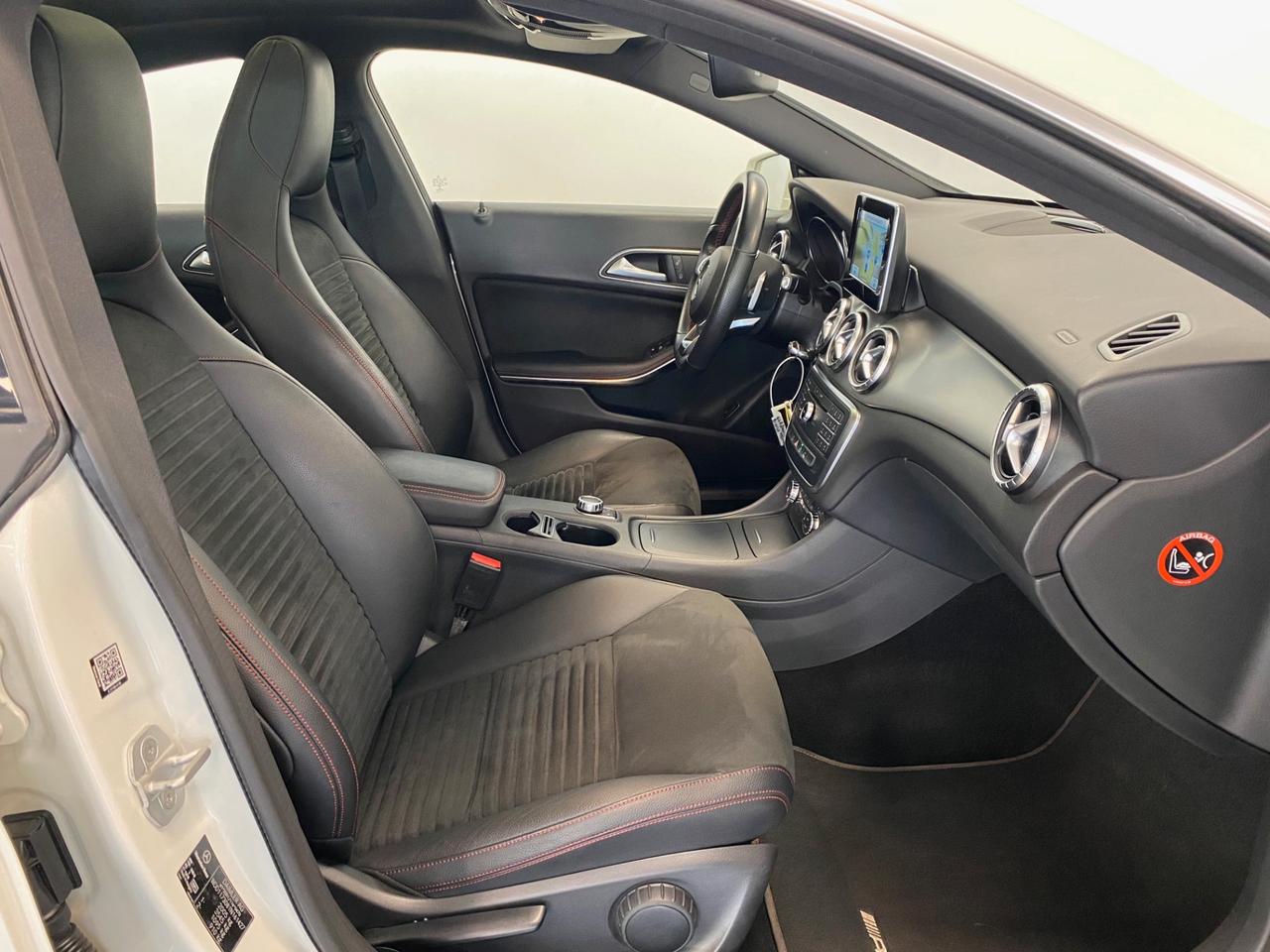 Mercedes-benz CLA 200 CLA 200 CDI Automatic Premium AMG TETTO
