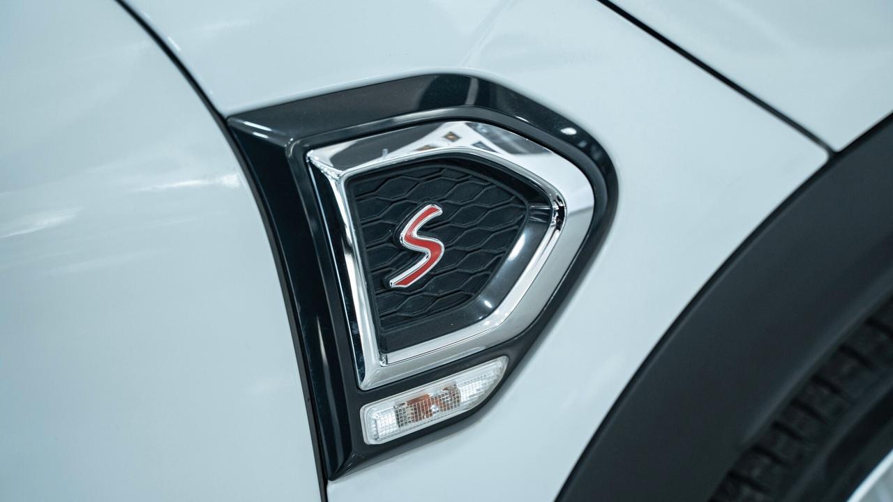 Mini Cooper SD Countryman 2.0 ALL4 19" XENO NAVI FULL OPTIONAL