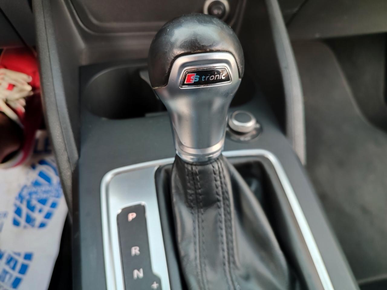 Audi Q2 1.6 TDI 116 cv cambio automatico