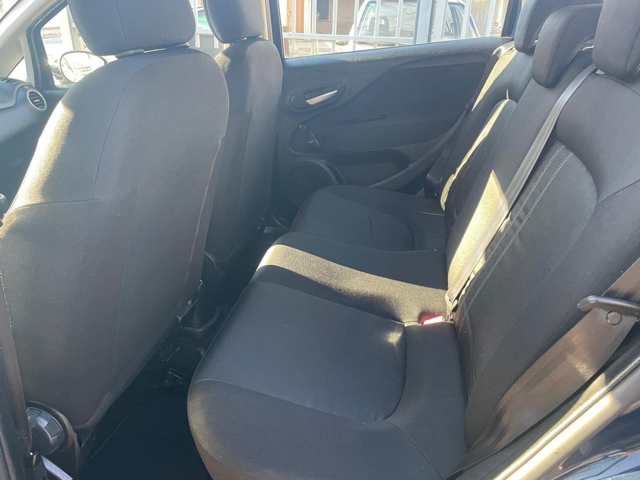 Fiat Punto 1.4 8V 5 porte Easypower Street