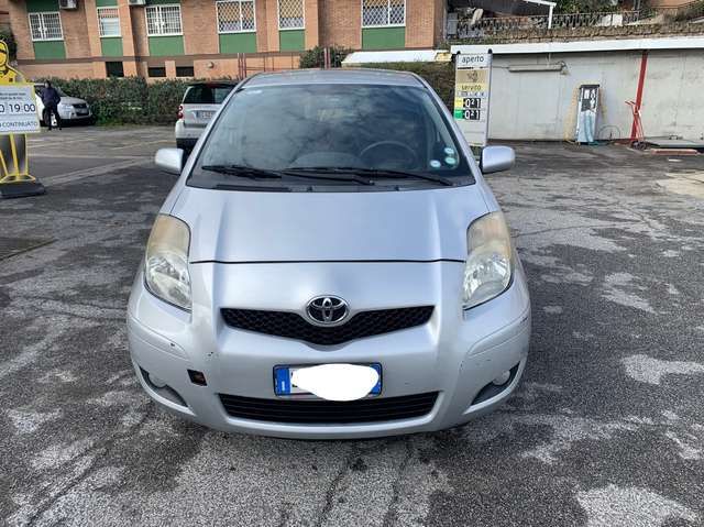 Toyota Yaris 5p 1.3 dual Sol m-mt