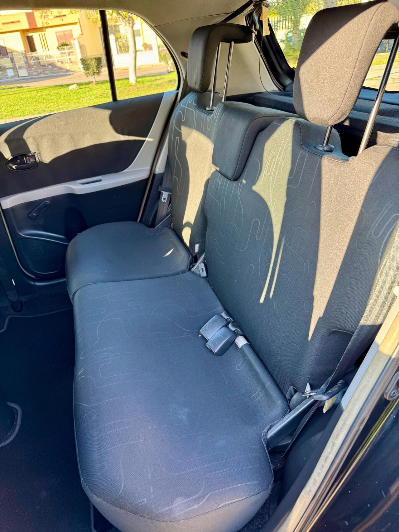 Toyota Yaris 1.0 5 porte Now GPL