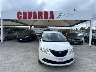 Lancia Ypsilon 1.0 FireFly 5 porte S&S Hybrid Ecochic Silver