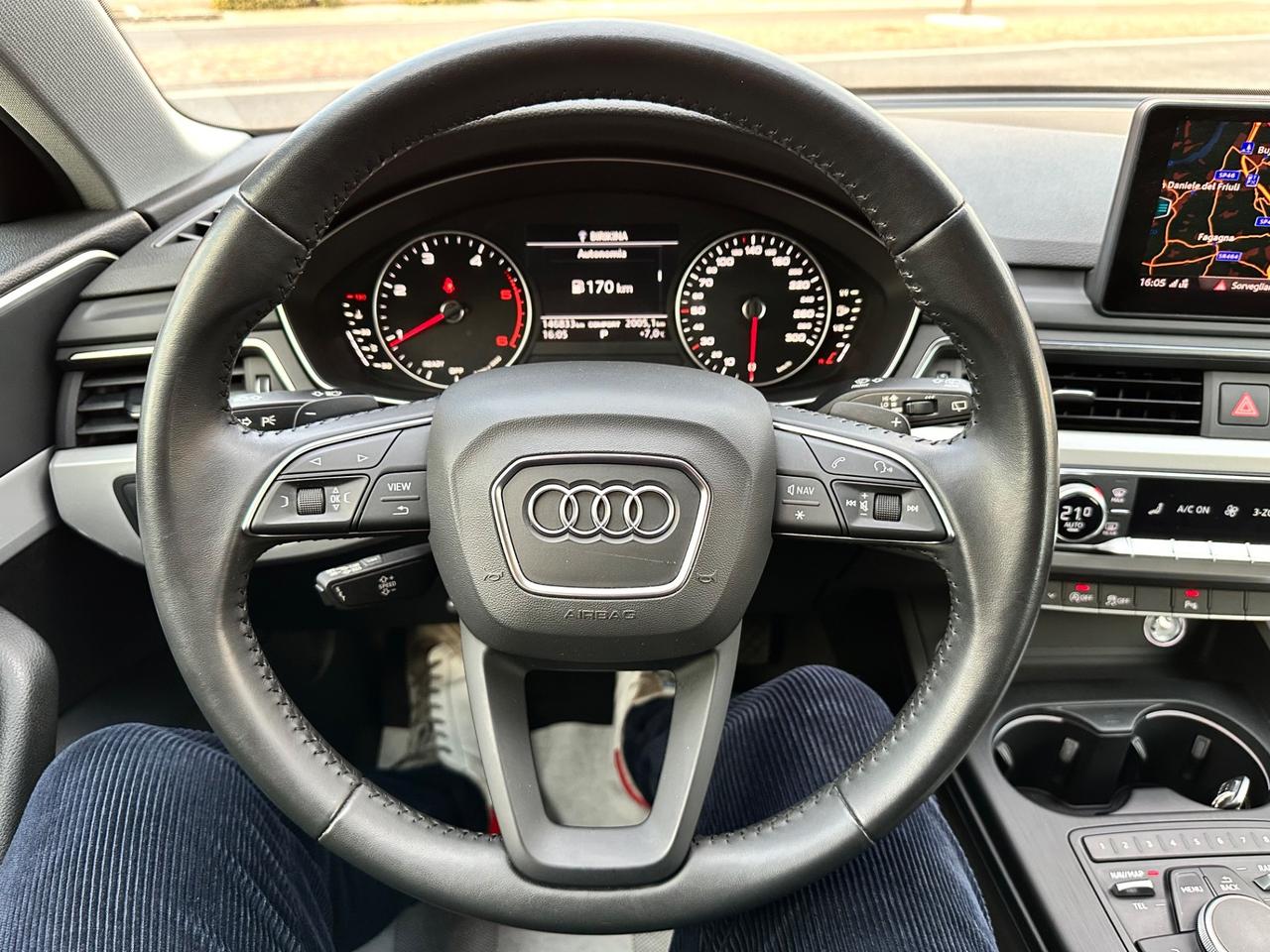 Audi A4 Avant 35 TDI S tronic Business Sport
