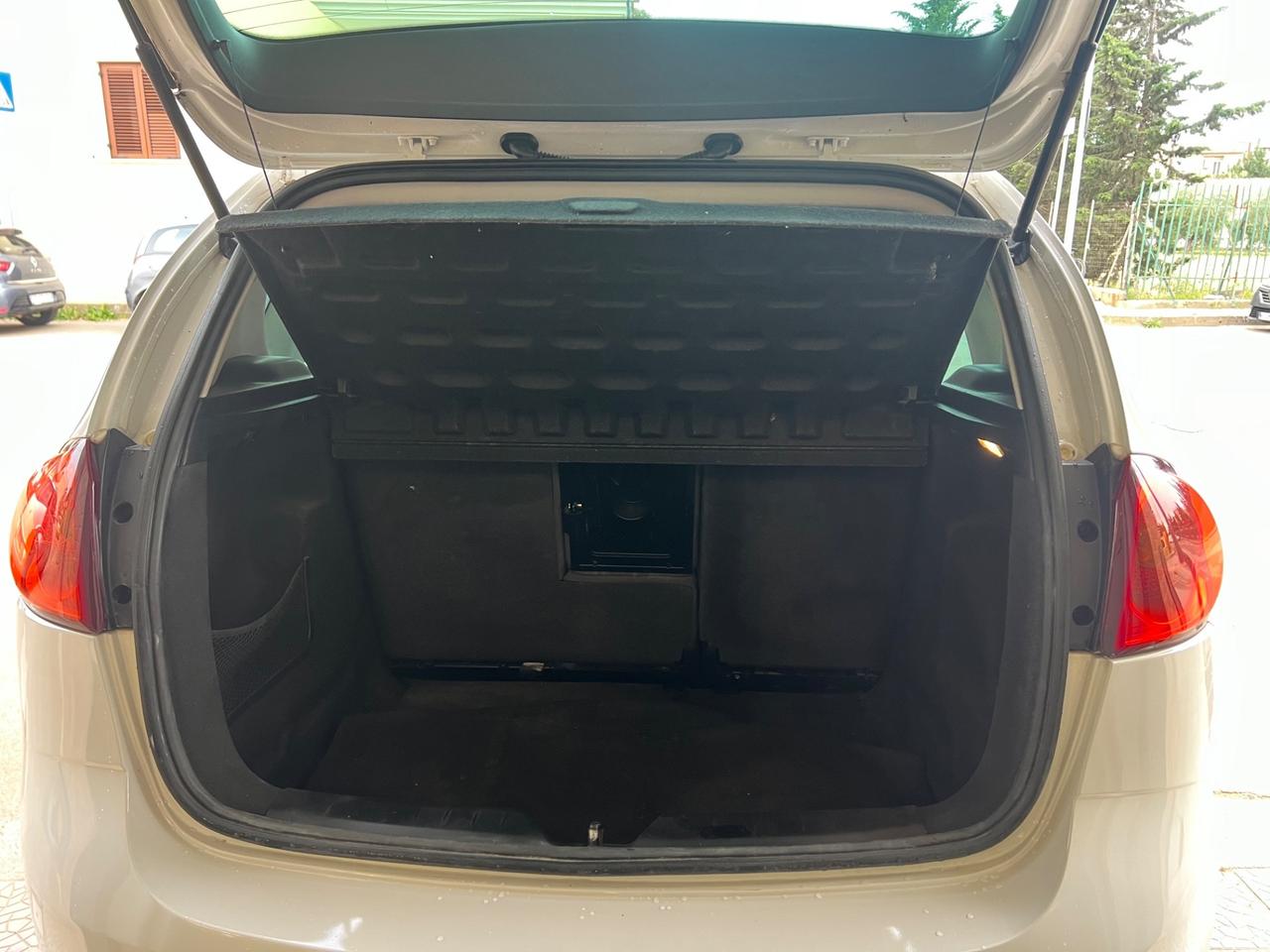 Seat Altea 1.6 TDI 105 CV CR DPF Style