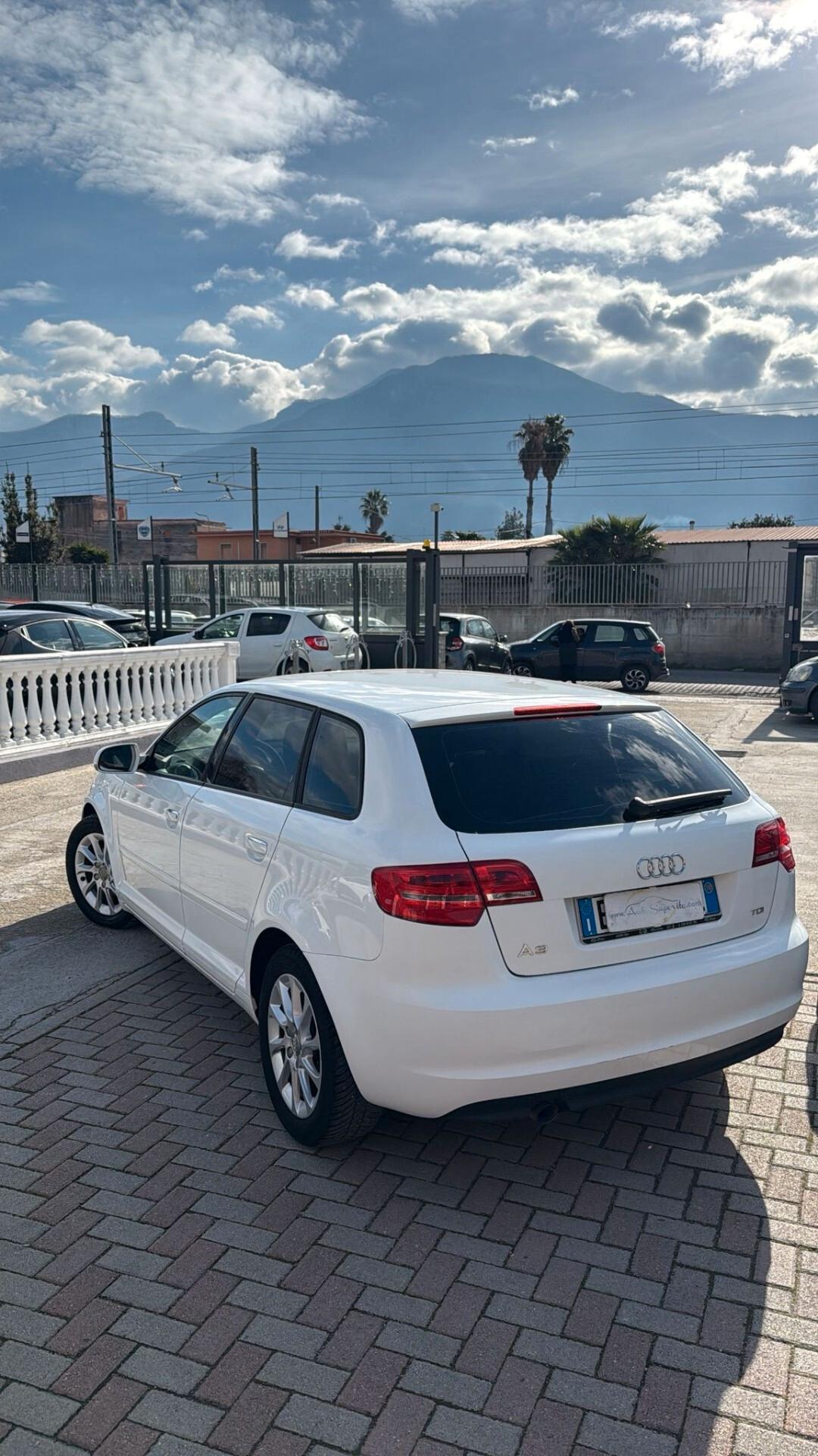 Audi A3 SPB 1.6 TDI 105 CV CR Ambiente