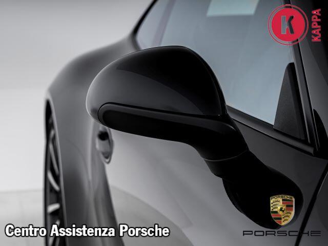 Porsche 911 3.8 Carrera 4S Coupé