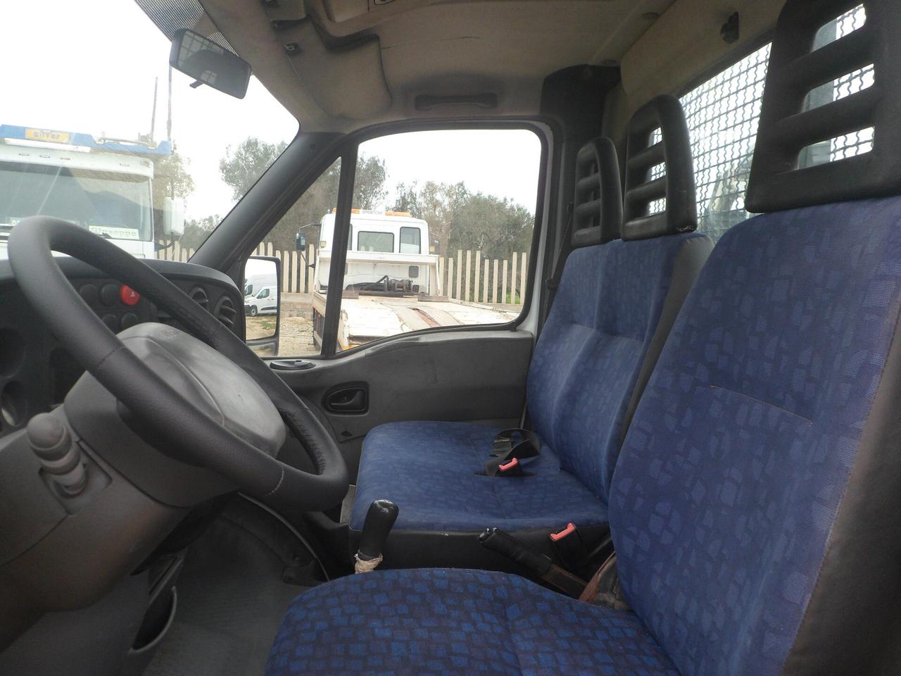 Iveco Daily 35c12 ribaltabile trilaterale