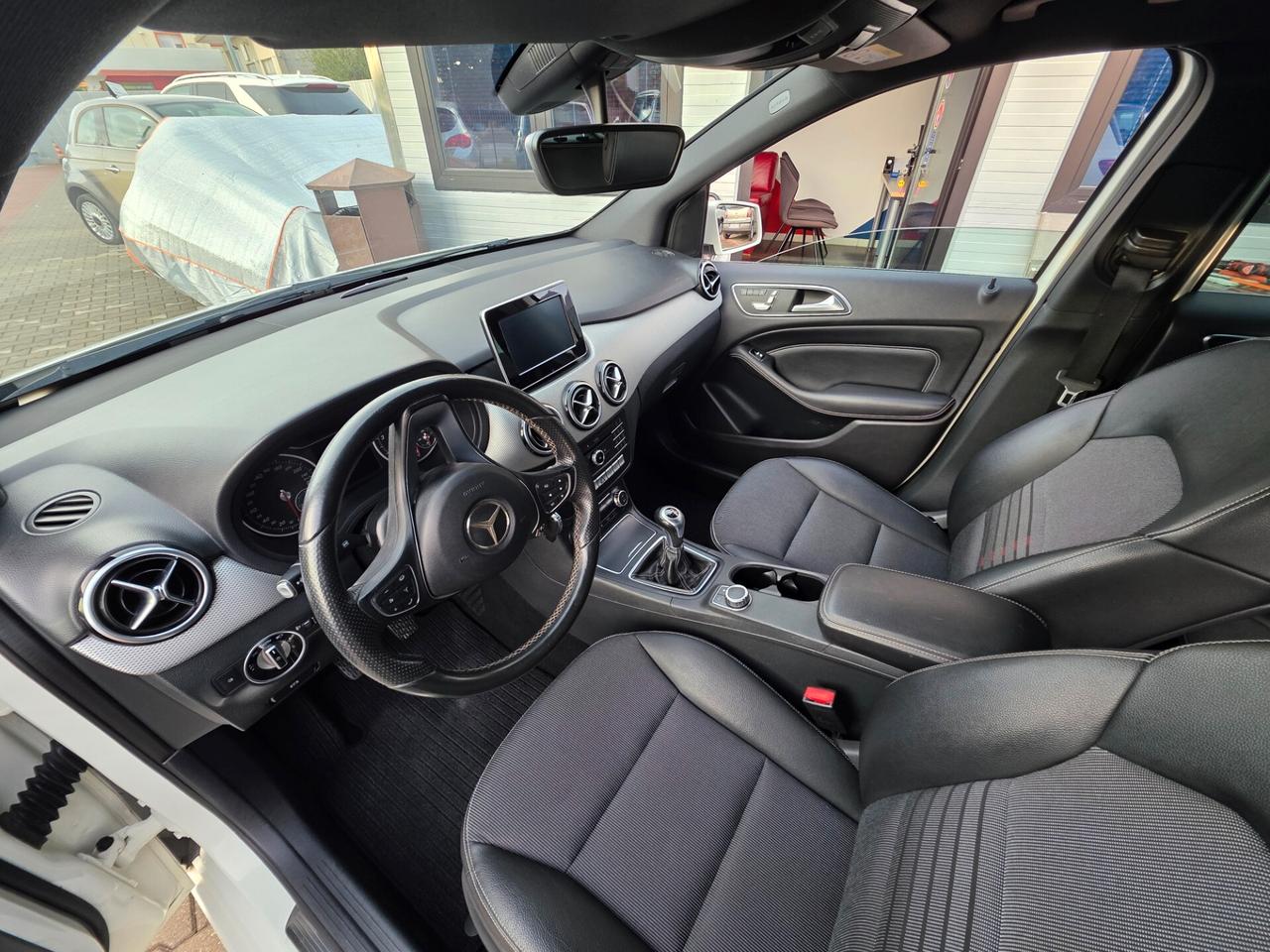 Mercedes-benz B 180 Premium perfetta e garantita 12 M