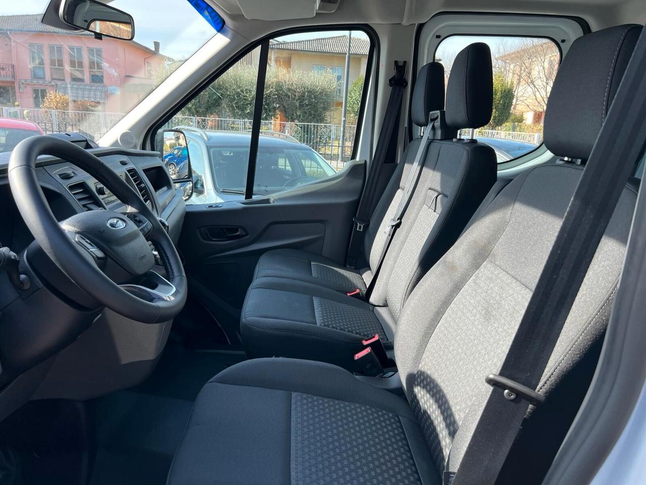 Ford Transit doppia cabina 7 posti nuovo KM 0