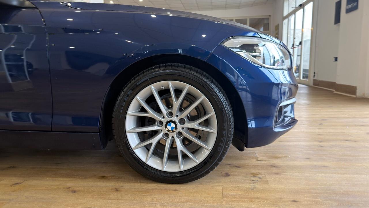 Bmw 118 118d 5p. Luxury
