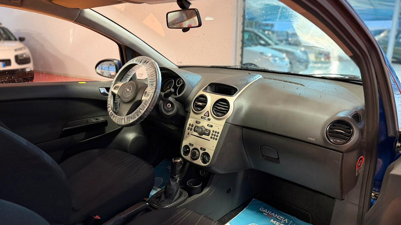 Opel Corsa 1.2 3 porte Club