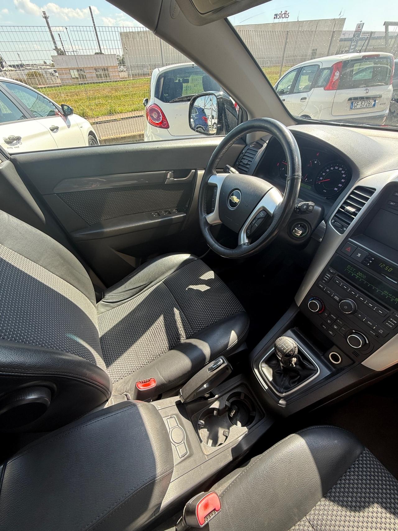 Chevrolet Captiva 2.0 VCDi 2WD 7 POSTI my10"