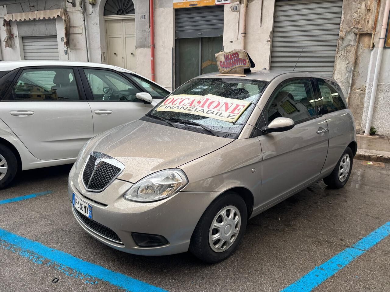 Lancia Ypsilon 1.2 Argento NEOPATENTATI FINANZIABILE