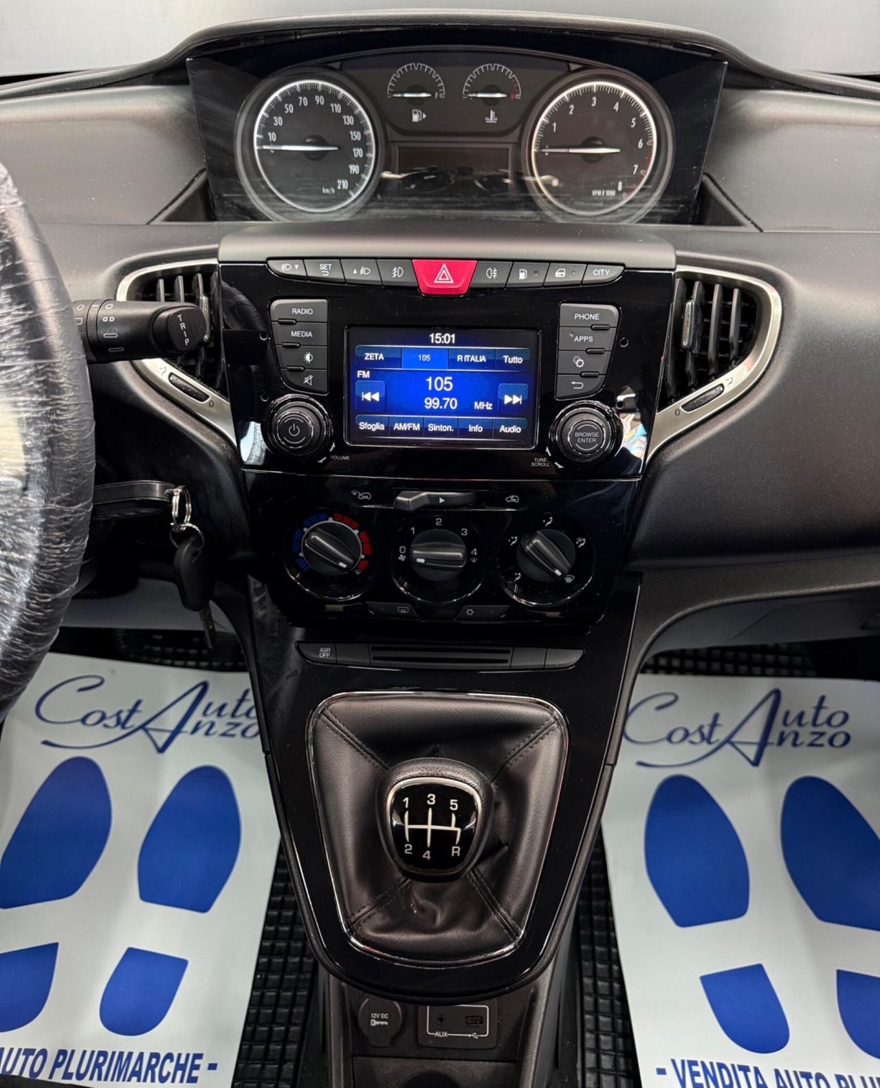 Lancia Ypsilon 1.2 GPL Ecochic Gold 2016