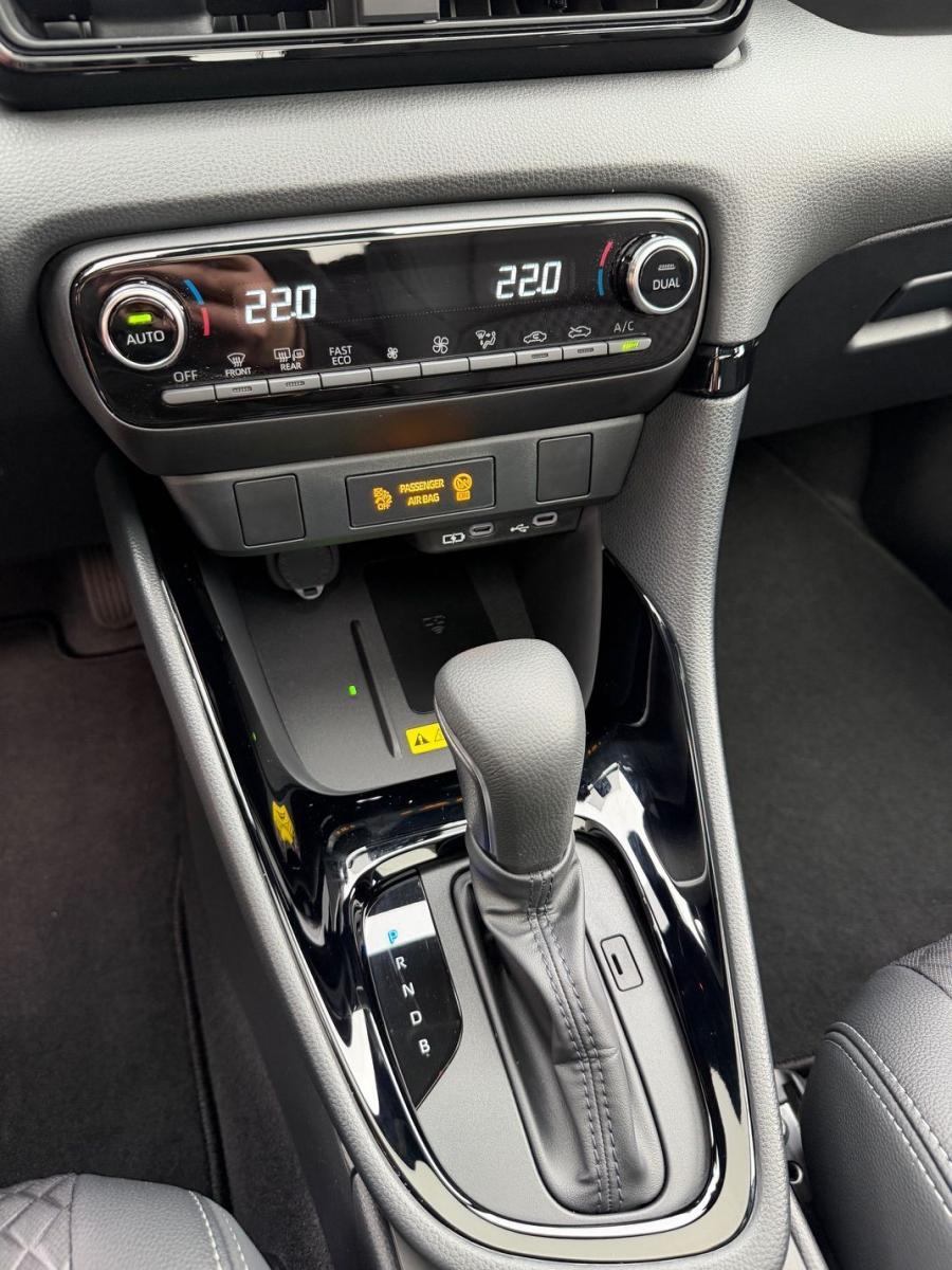 TOYOTA - Yaris - 1.5 Hybrid 5p. Lounge
