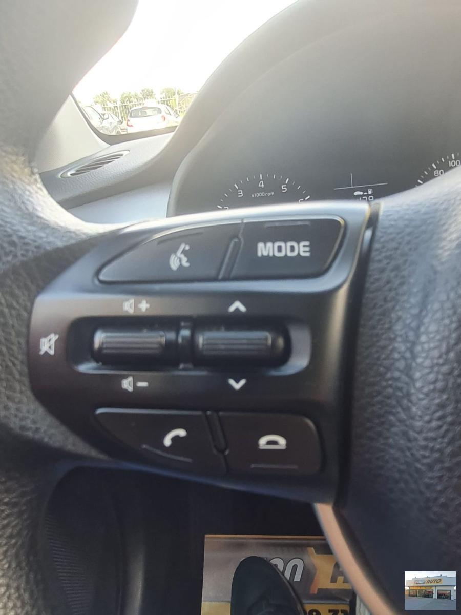 KIA Stonic 1.2 MPI 84 CV Style