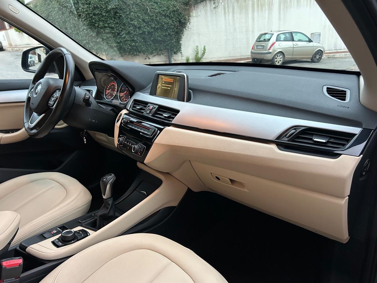 Bmw X1 sDrive18d xLine Strafull !!!