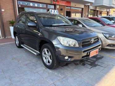 Toyota RAV 4 RAV4 2.2 D-4D 136 CV Luxury