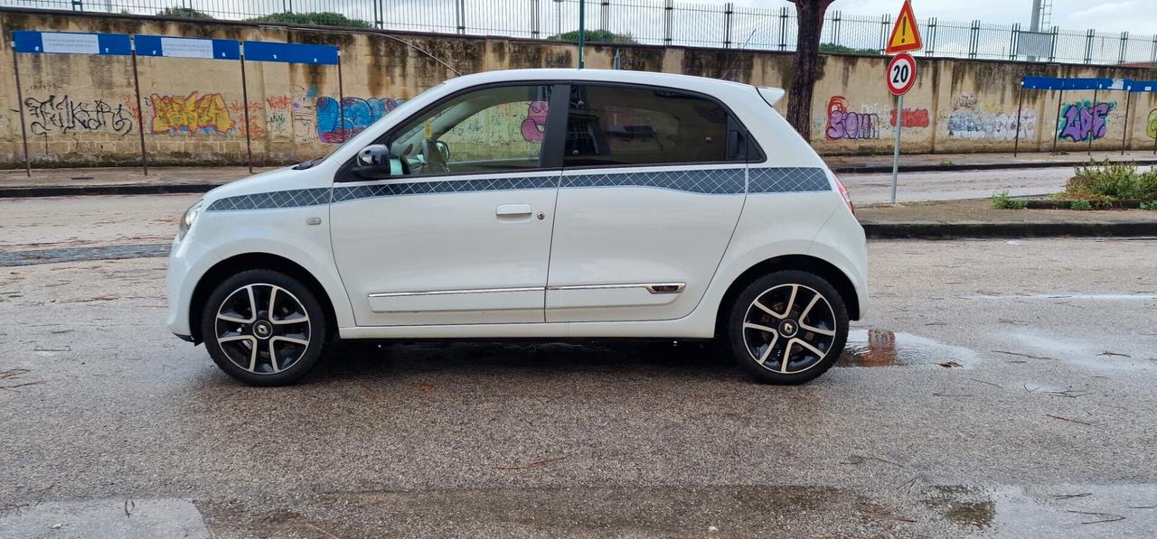 Renault Twingo TCe 90 CV Energy La Parisienne FINANZIAMENTI ANCHE SENZA BUSTA PAGA