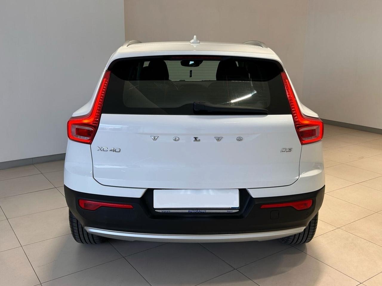 Volvo XC40 D3 Geartronic Momentum Pro